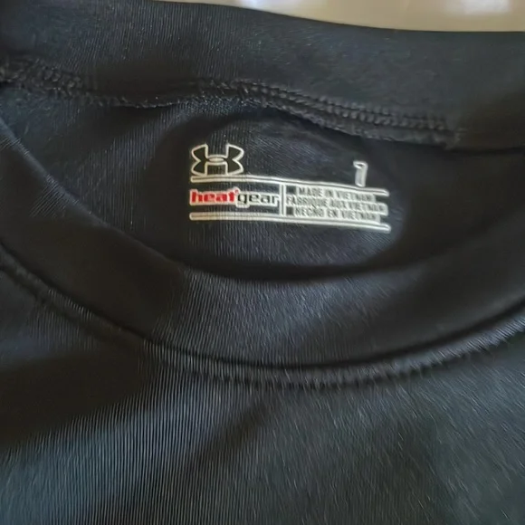Under Armour SS size 7 - Picture 2 of 2